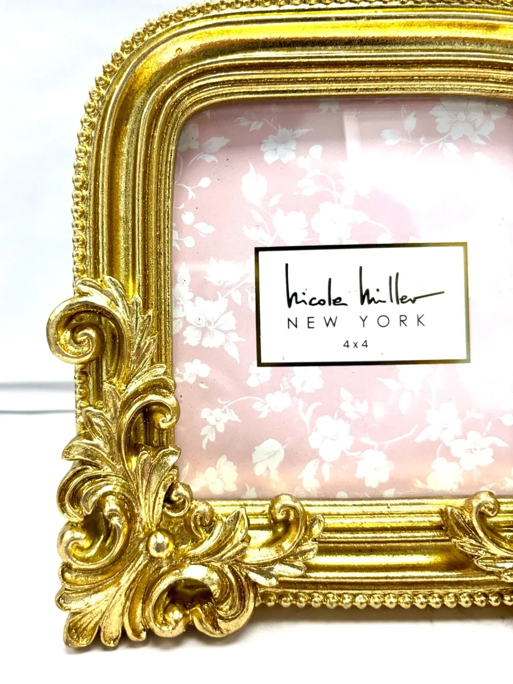 Nicole Miller New York Baroque Style 4 x 4 Gold Picture Frame Easel Back F441004